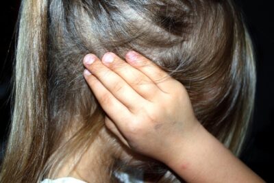 Denunciar violencia intrafamiliar siendo extranjero y proteger tu visa